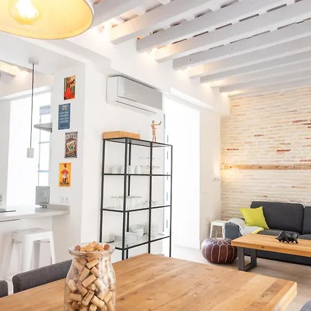 Tiles By Time Apartment